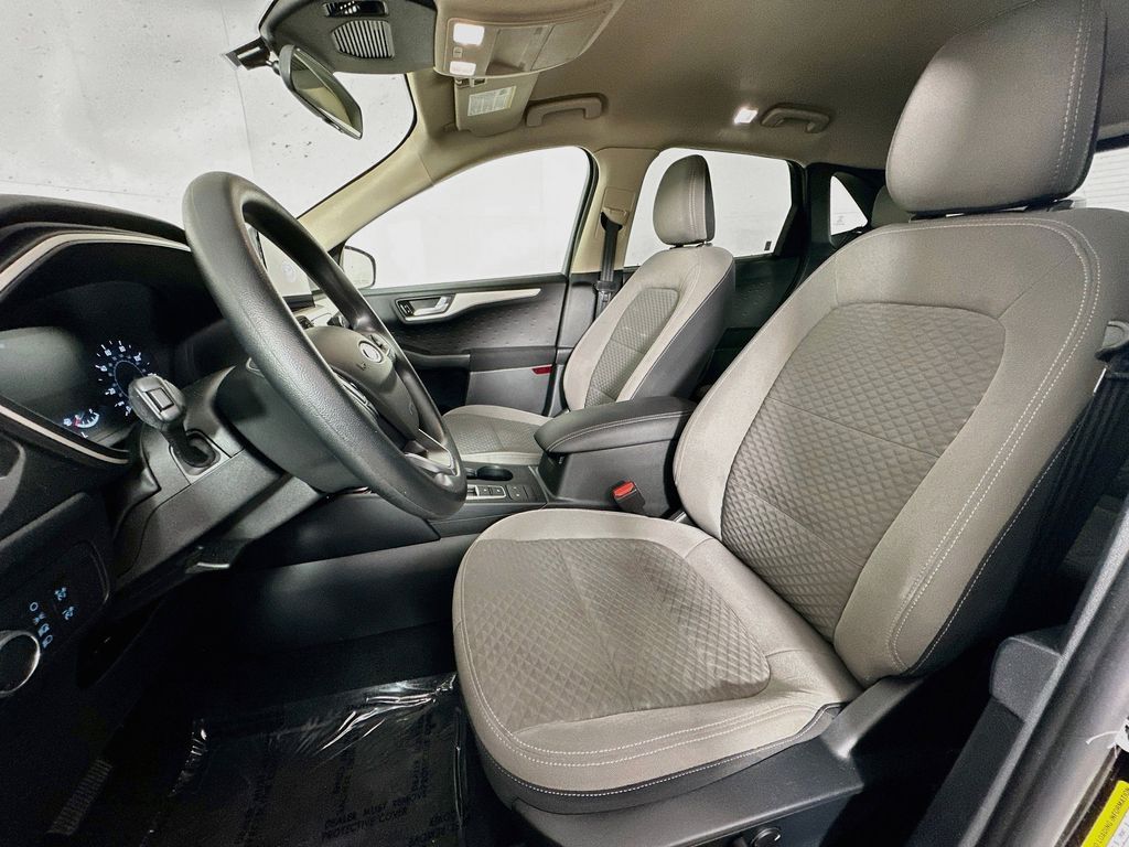 Thumbnail: 2020 Ford Escape - 11