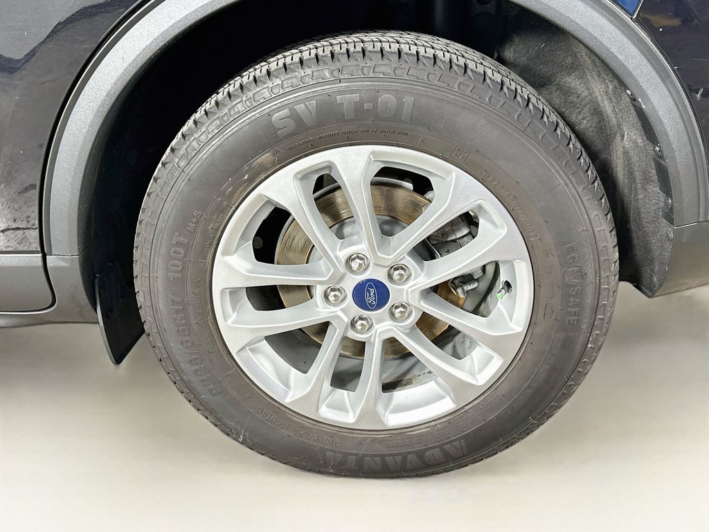 Thumbnail: 2020 Ford Escape - 8