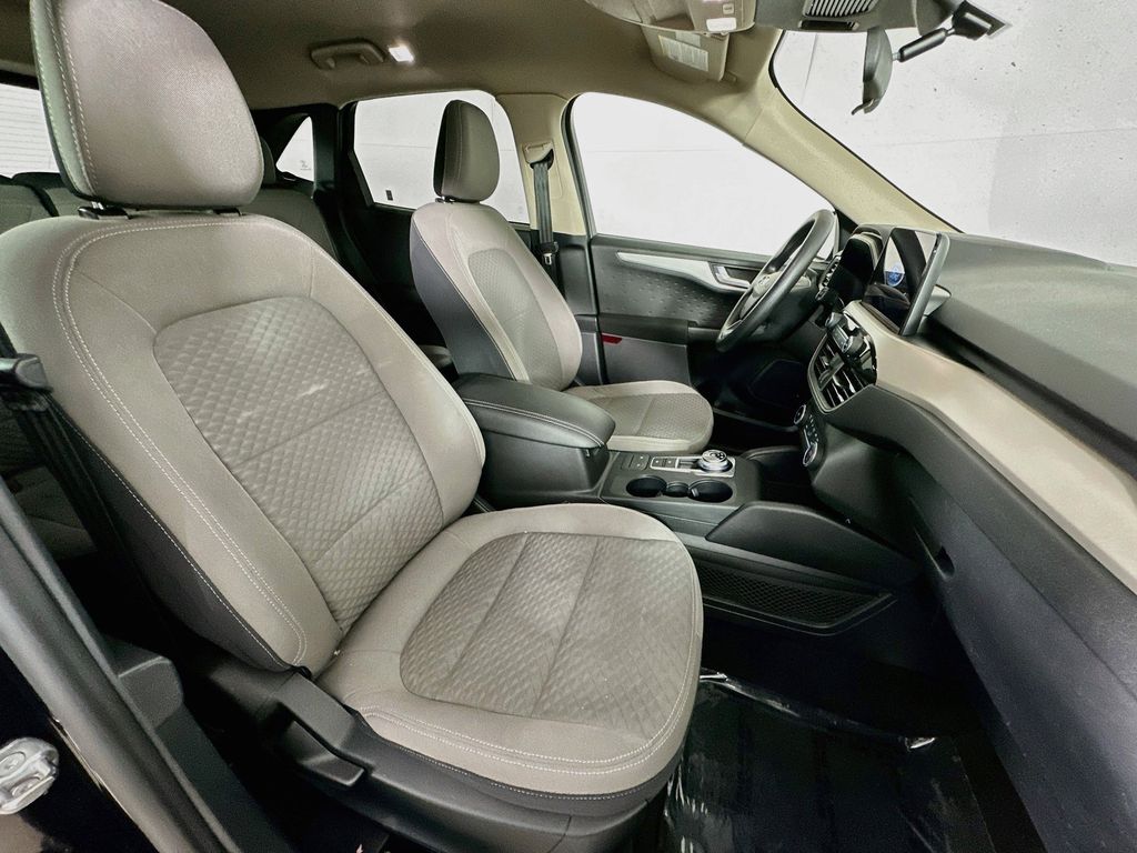 Thumbnail: 2020 Ford Escape - 12