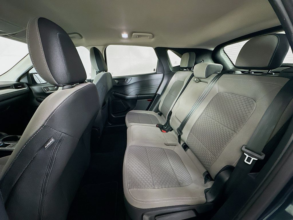 Thumbnail: 2022 Ford Escape - 13