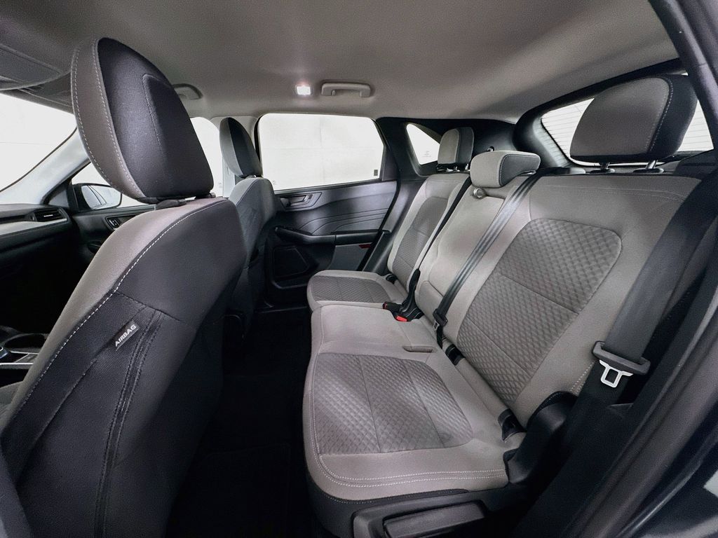 Thumbnail: 2022 Ford Escape - 13