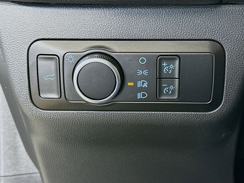 Thumbnail: 2024 Ford Escape - 27