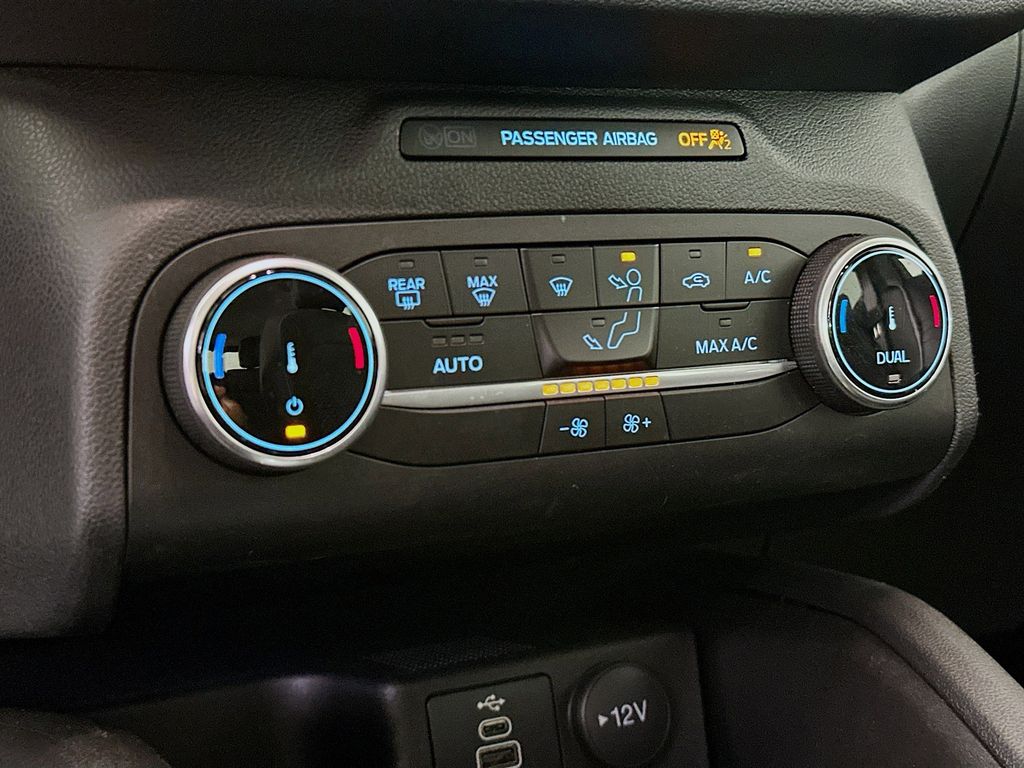 Thumbnail: 2024 Ford Escape - 23