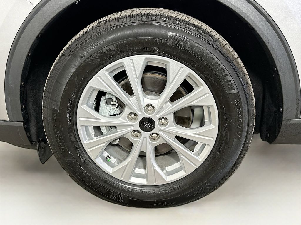 Thumbnail: 2024 Ford Escape - 8