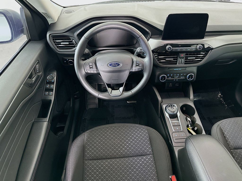 Thumbnail: 2024 Ford Escape - 10