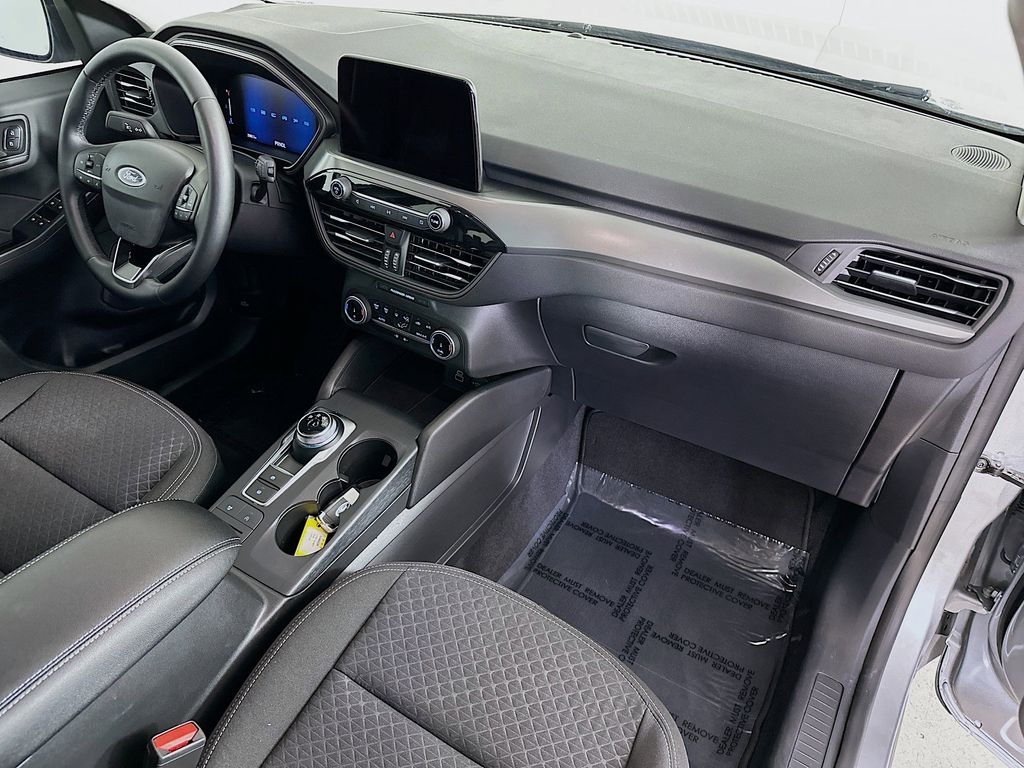 Thumbnail: 2024 Ford Escape - 32