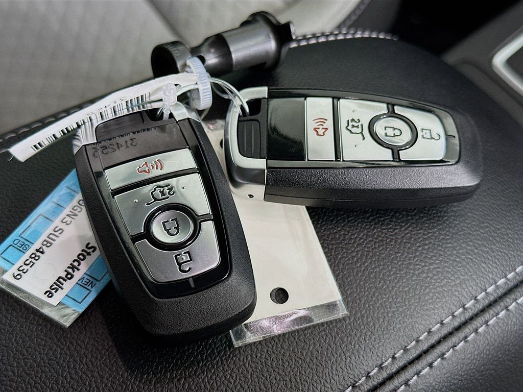 Thumbnail: 2025 Ford Escape - 19