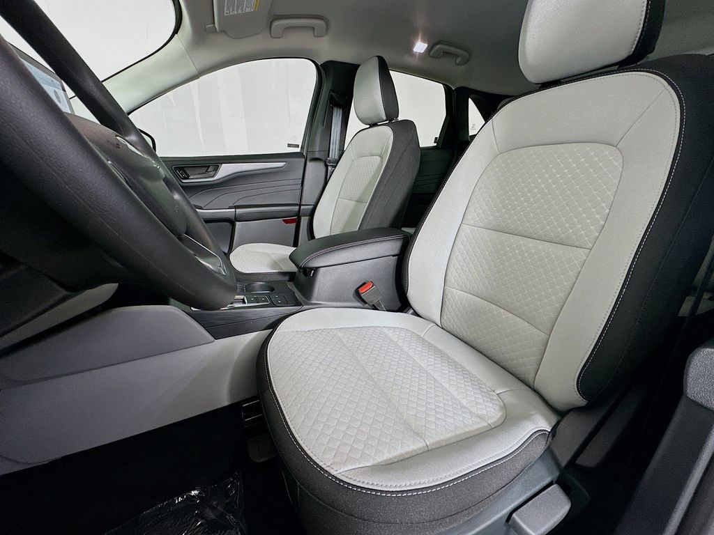 Thumbnail: 2025 Ford Escape - 11