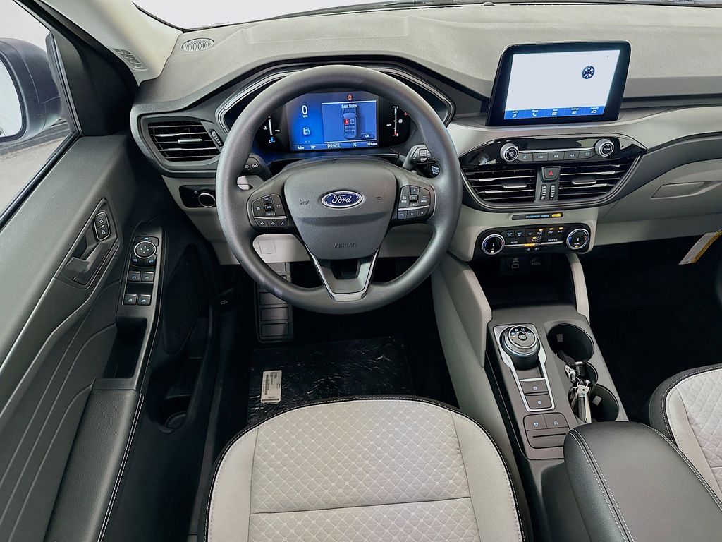 Thumbnail: 2025 Ford Escape - 10