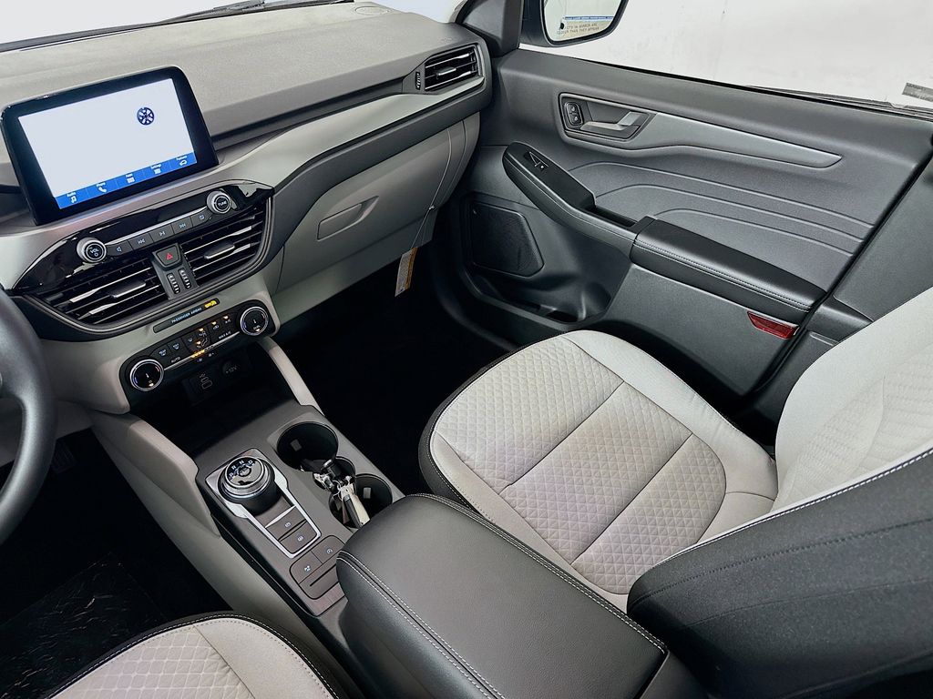 Thumbnail: 2025 Ford Escape - 14