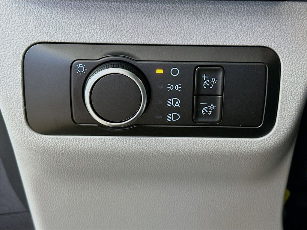 Thumbnail: 2025 Ford Escape - 27