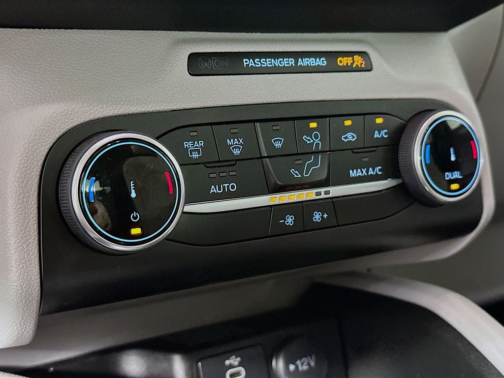 Thumbnail: 2024 Ford Escape - 23