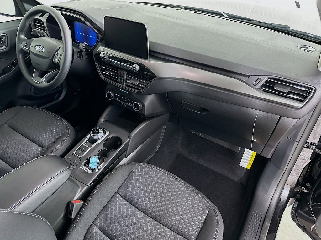 Thumbnail: 2026 Ford Escape - 32