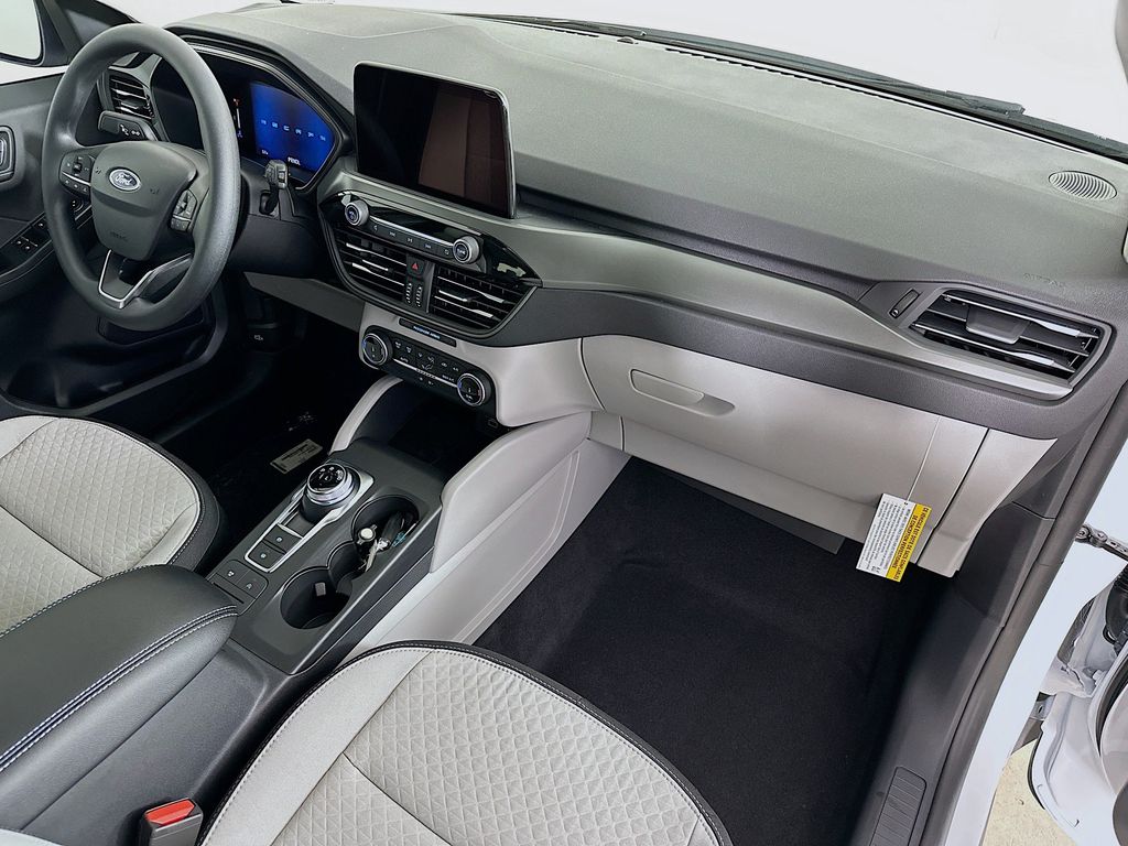 Thumbnail: 2026 Ford Escape - 31