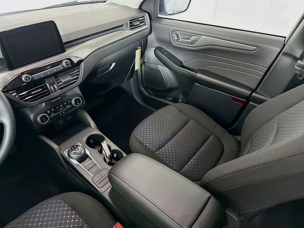 Thumbnail: 2026 Ford Escape - 14