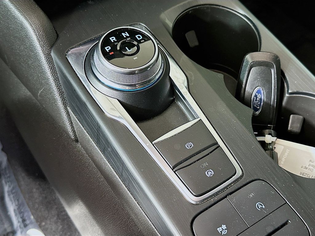 Thumbnail: 2024 Ford Escape - 17