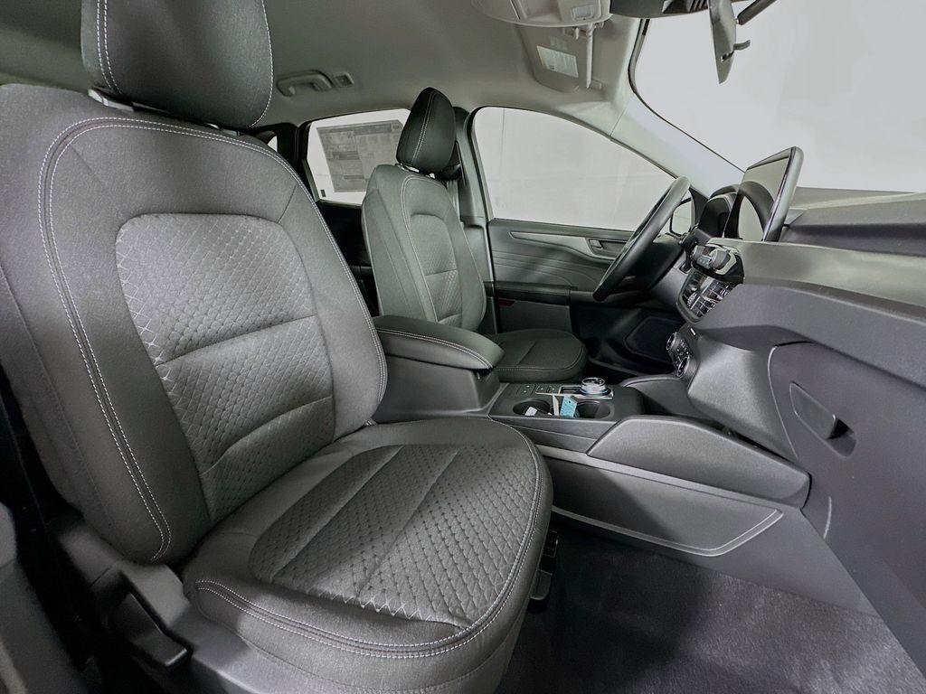 Thumbnail: 2025 Ford Escape - 12