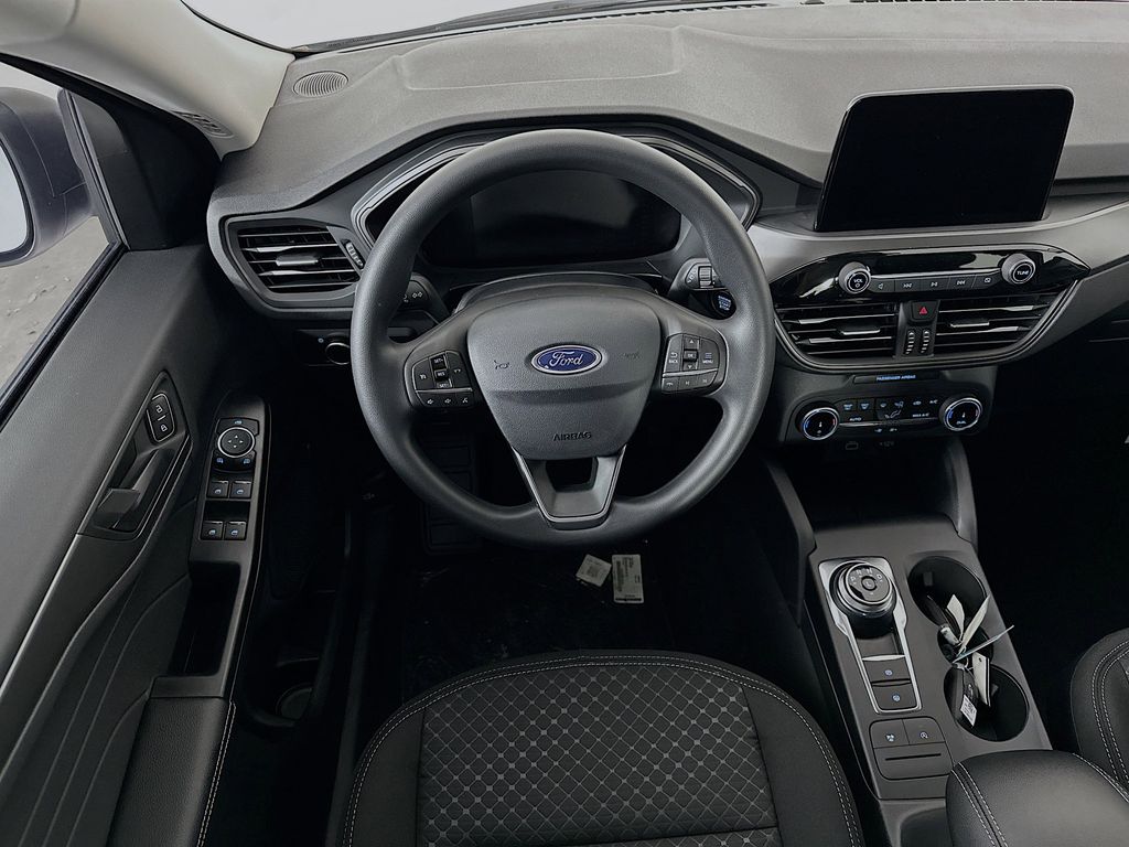 Thumbnail: 2025 Ford Escape - 10