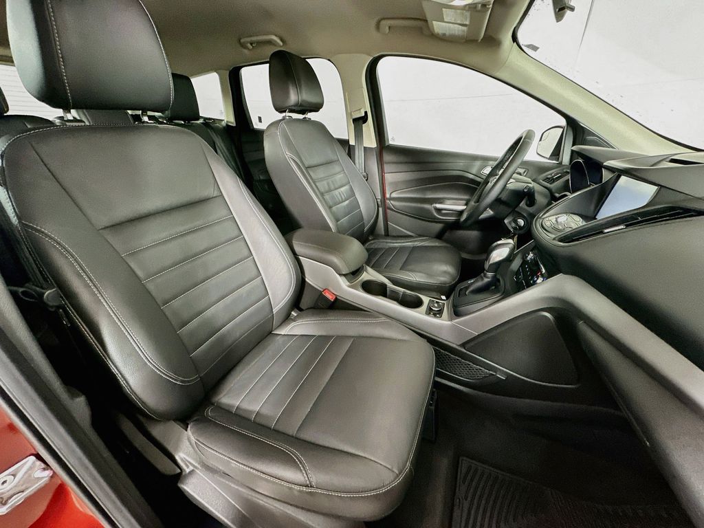 Thumbnail: 2015 Ford Escape - 11