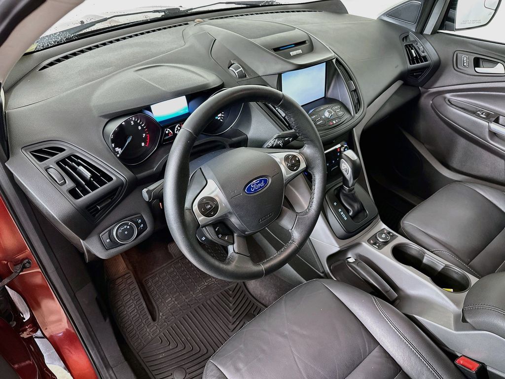 Thumbnail: 2015 Ford Escape - 2