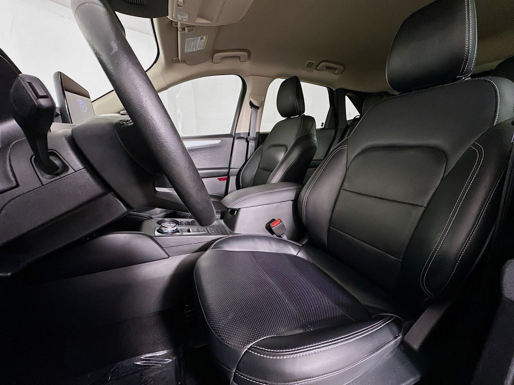 Thumbnail: 2020 Ford Escape - 11