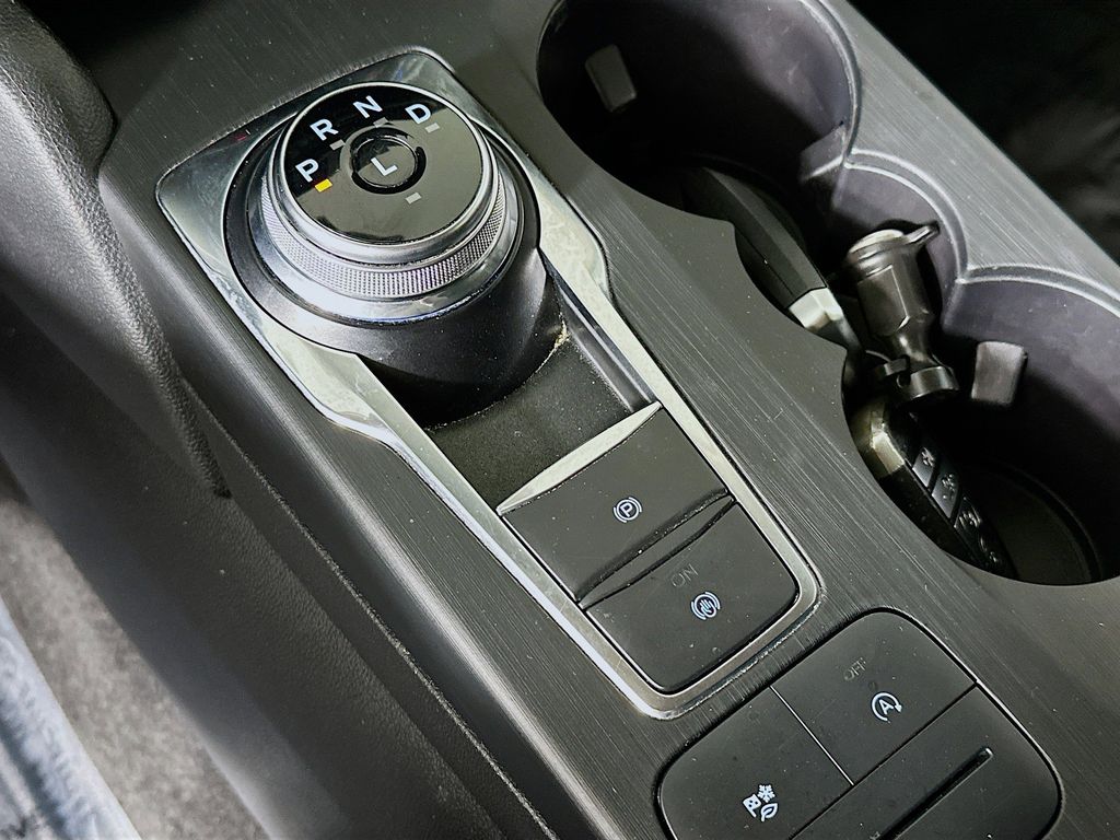 Thumbnail: 2020 Ford Escape - 17