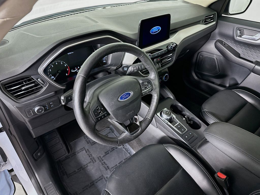 Thumbnail: 2020 Ford Escape - 2