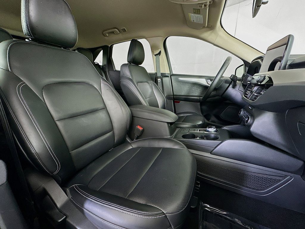 Thumbnail: 2020 Ford Escape - 12