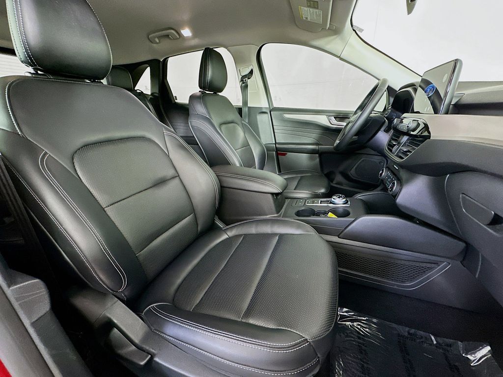 Thumbnail: 2021 Ford Escape - 12