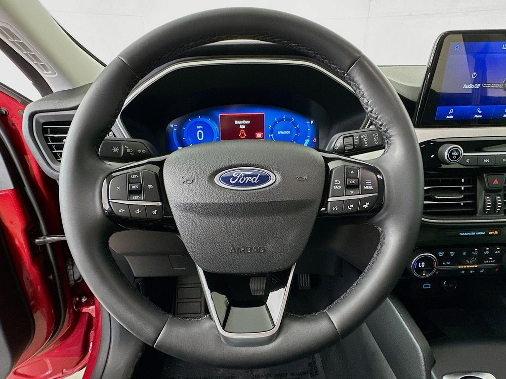 Thumbnail: 2021 Ford Escape - 15