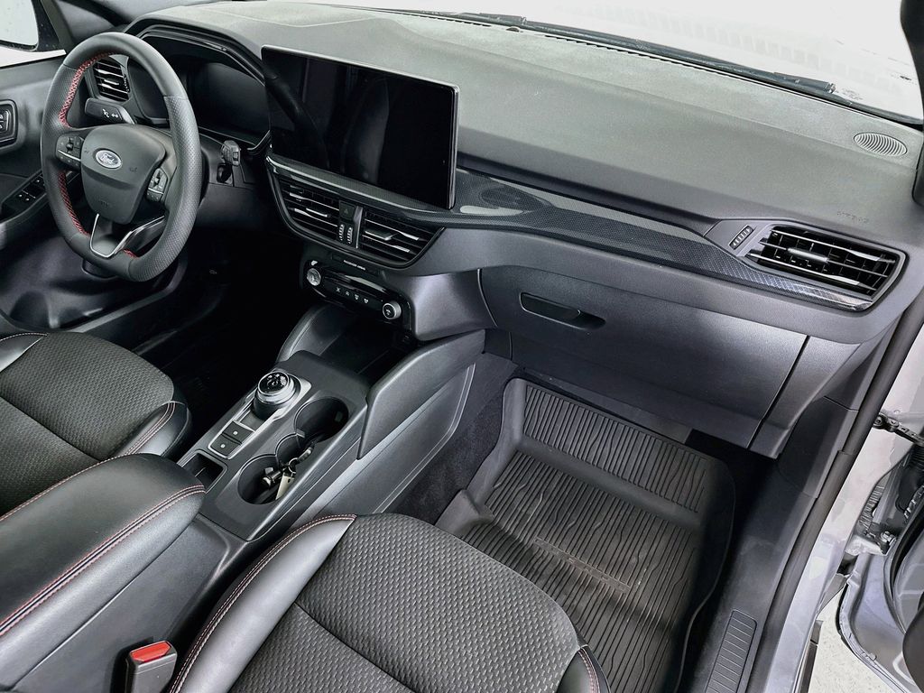 Thumbnail: 2023 Ford Escape - 33