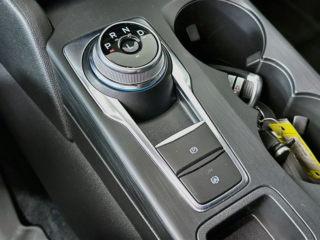 Thumbnail: 2023 Ford Escape - 17