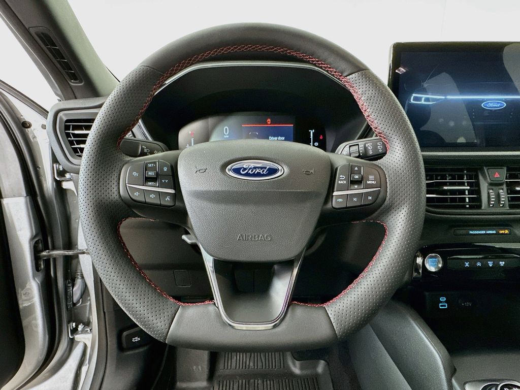 Thumbnail: 2023 Ford Escape - 15