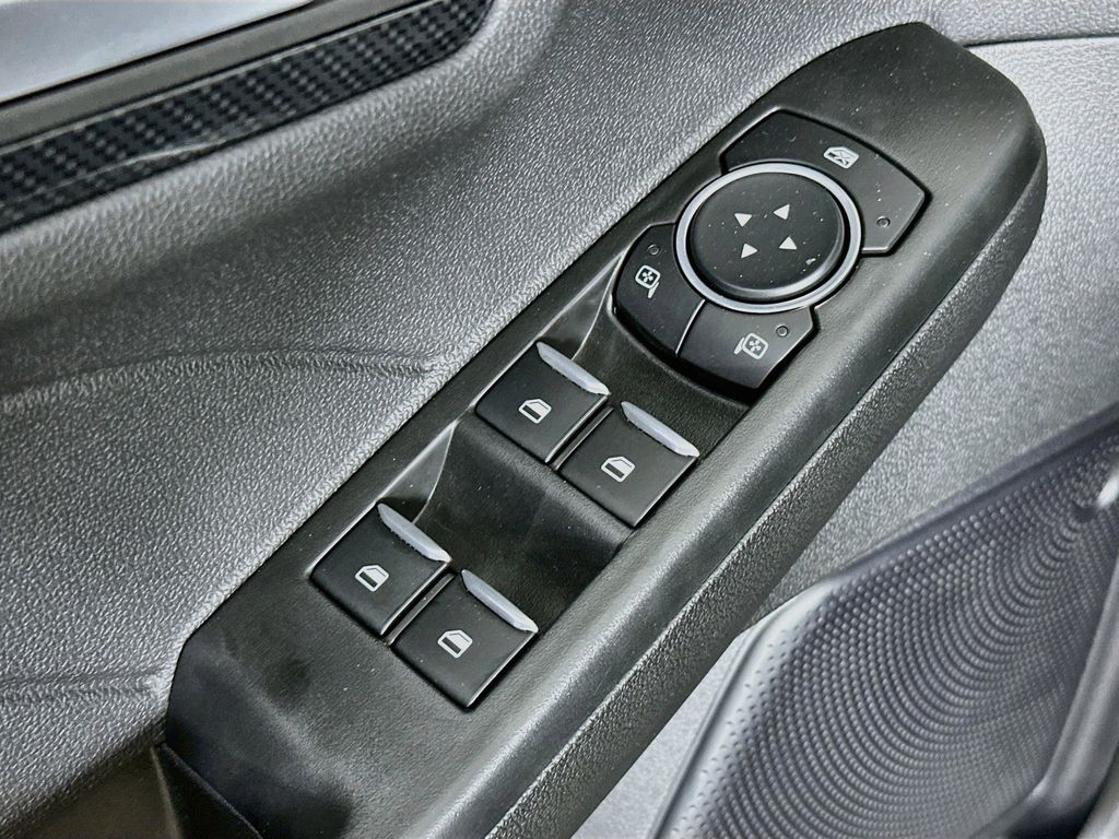 Thumbnail: 2023 Ford Escape - 29