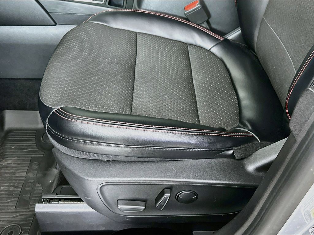 Thumbnail: 2023 Ford Escape - 30