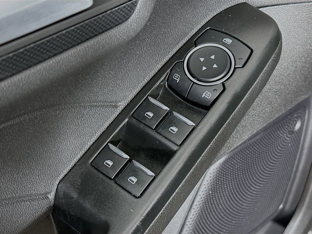 Thumbnail: 2023 Ford Escape - 29