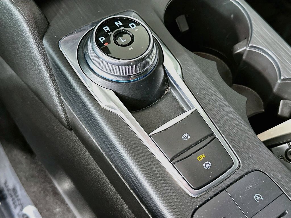Thumbnail: 2025 Ford Escape - 17