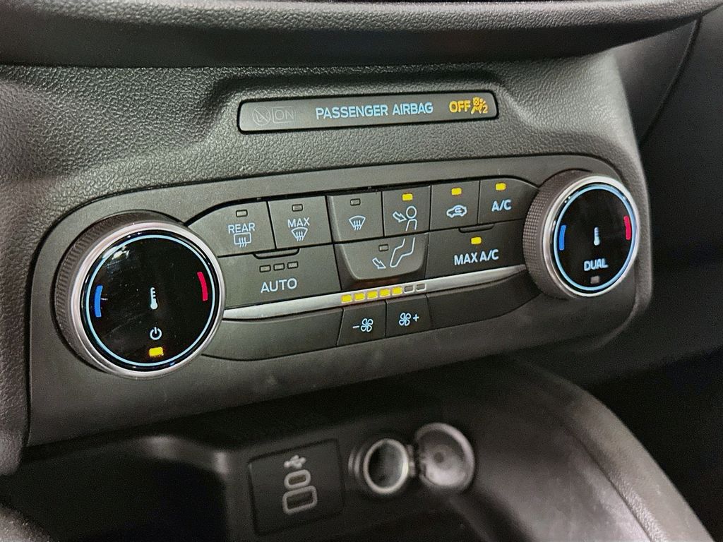 Thumbnail: 2025 Ford Escape - 22