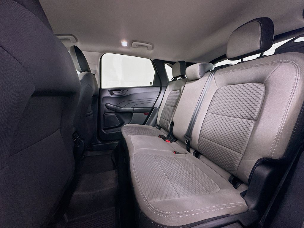 Thumbnail: 2022 Ford Escape - 12