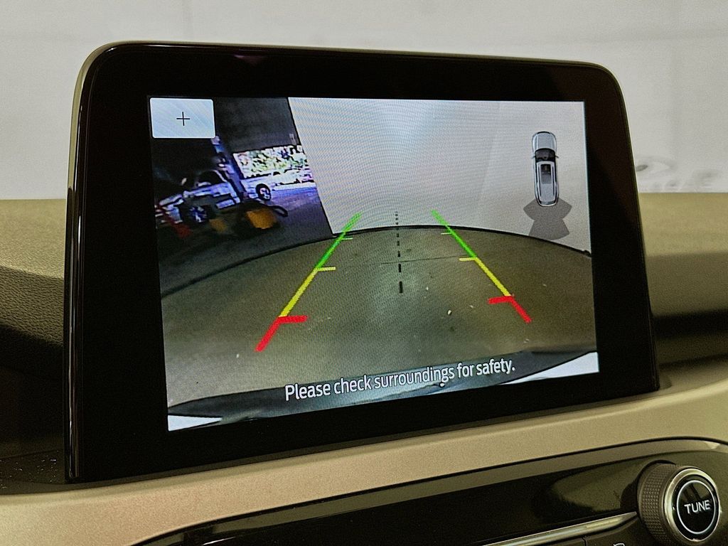 Thumbnail: 2022 Ford Escape - 27