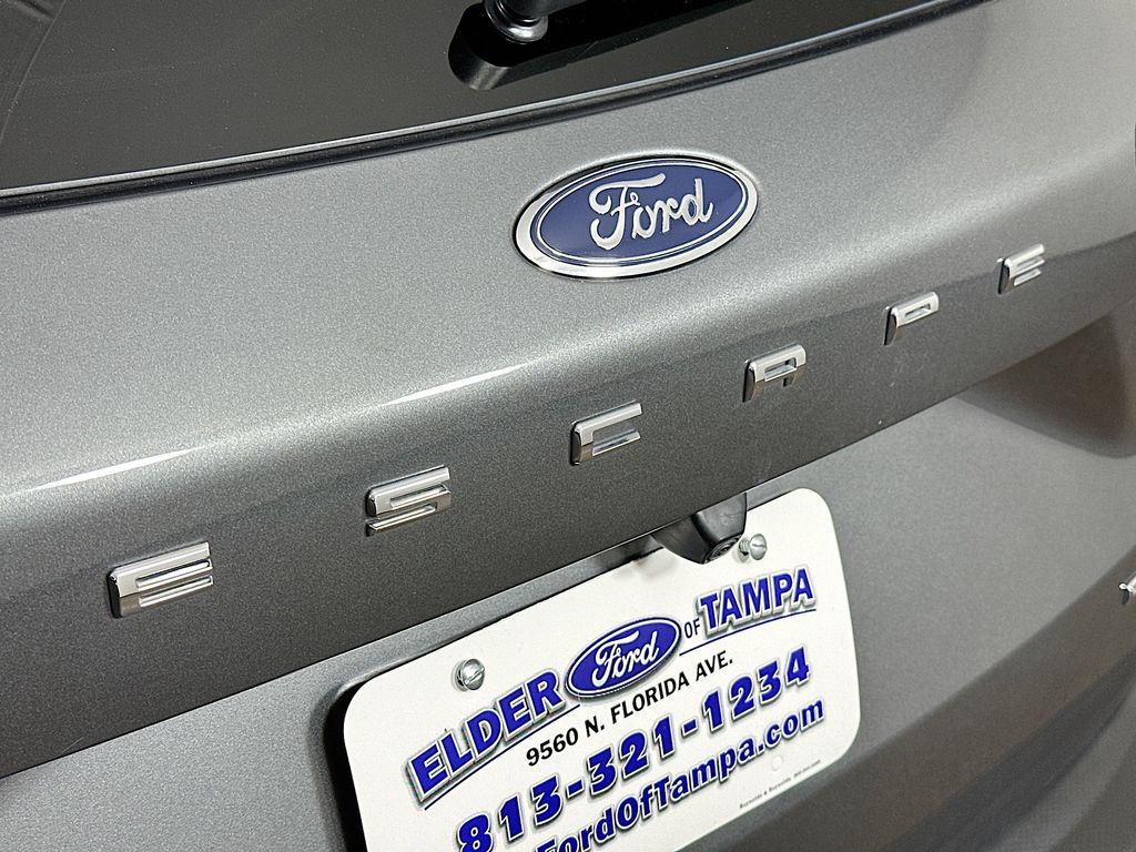 Thumbnail: 2025 Ford Escape - 7