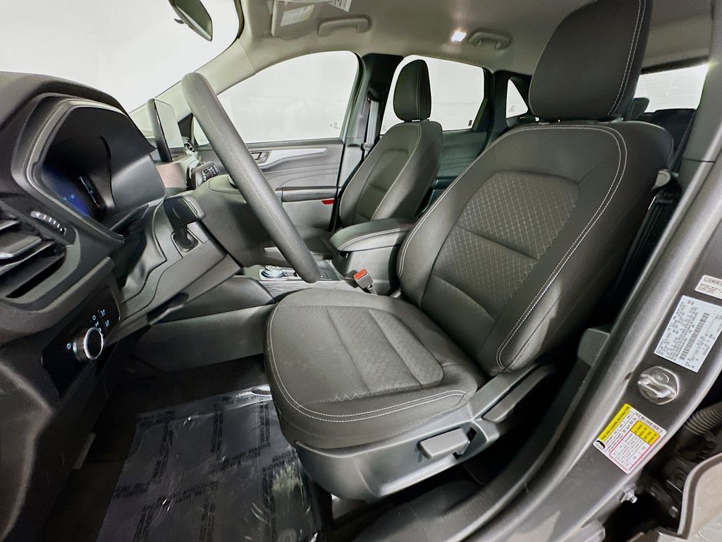 Thumbnail: 2025 Ford Escape - 11