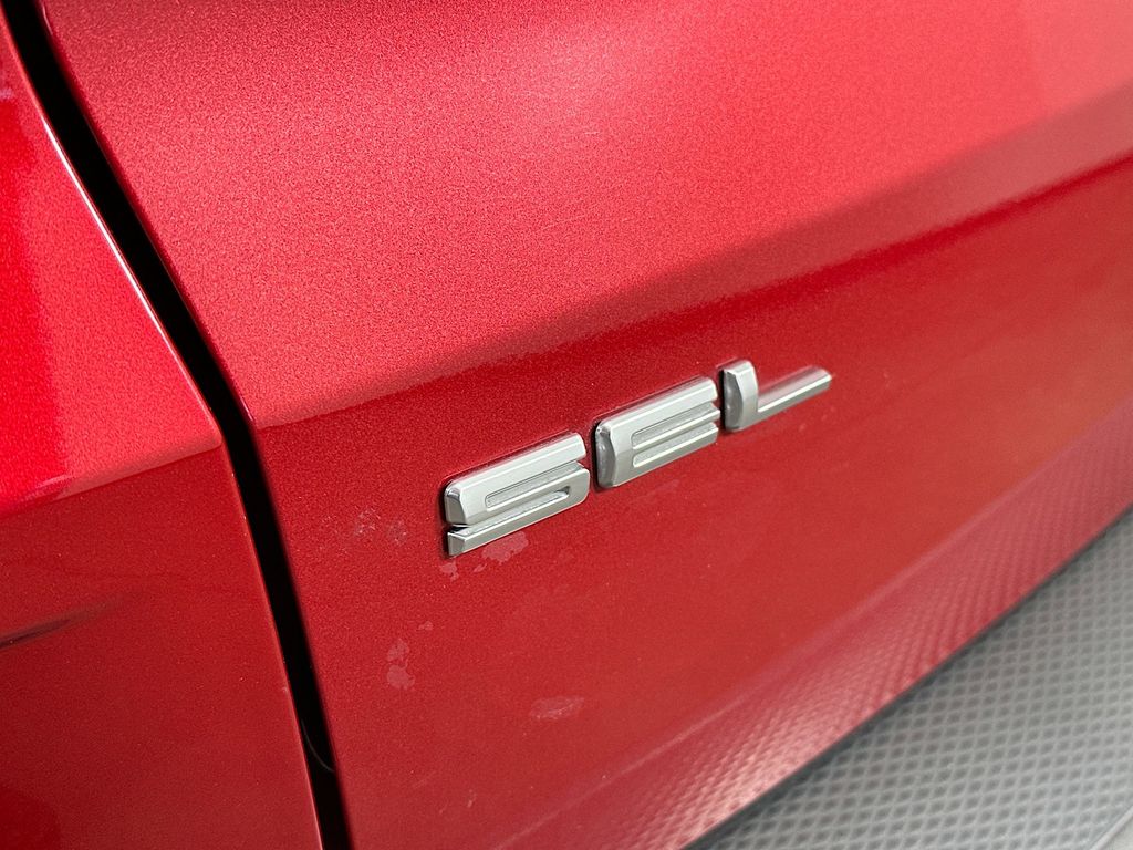 Thumbnail: 2021 Ford Escape - 7