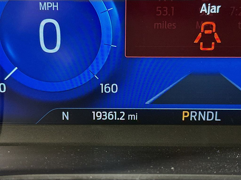 Thumbnail: 2021 Ford Escape - 16