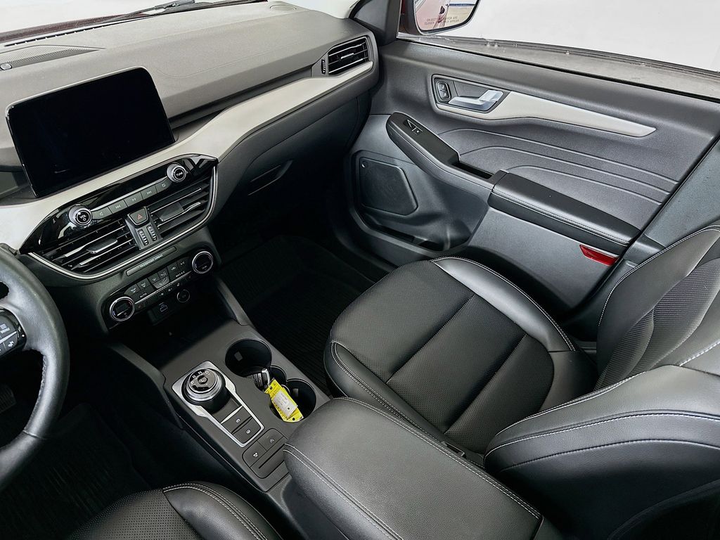 Thumbnail: 2021 Ford Escape - 13