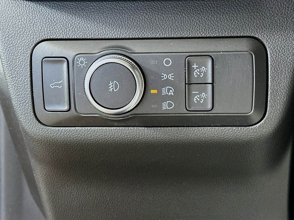 Thumbnail: 2021 Ford Escape - 27