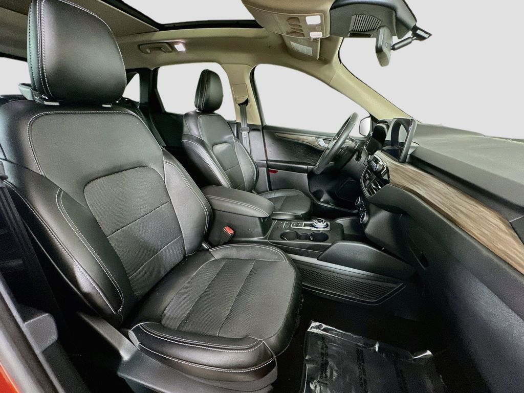 Thumbnail: 2020 Ford Escape - 12