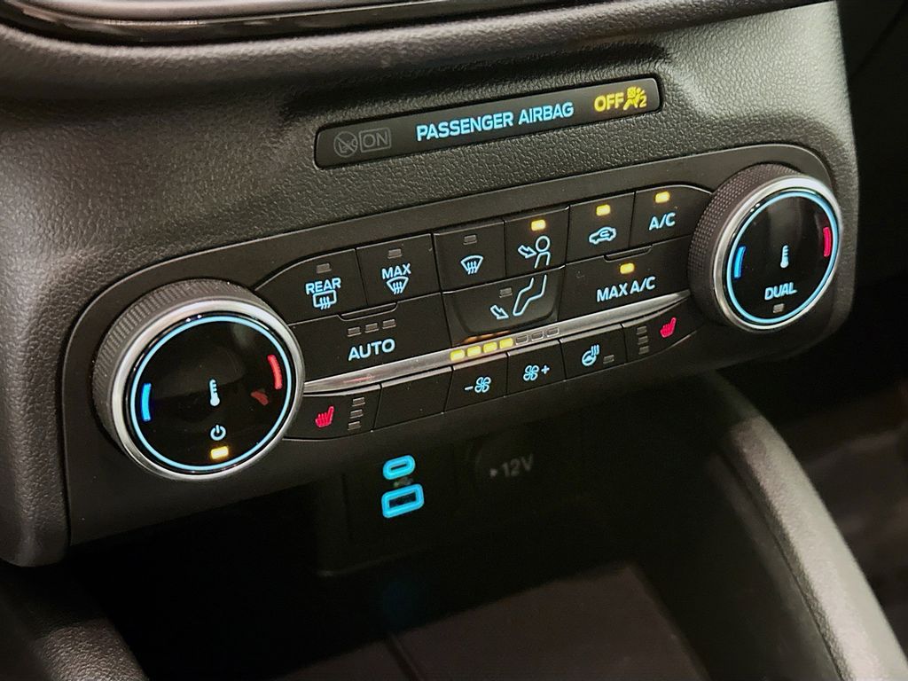 Thumbnail: 2023 Ford Escape - 23