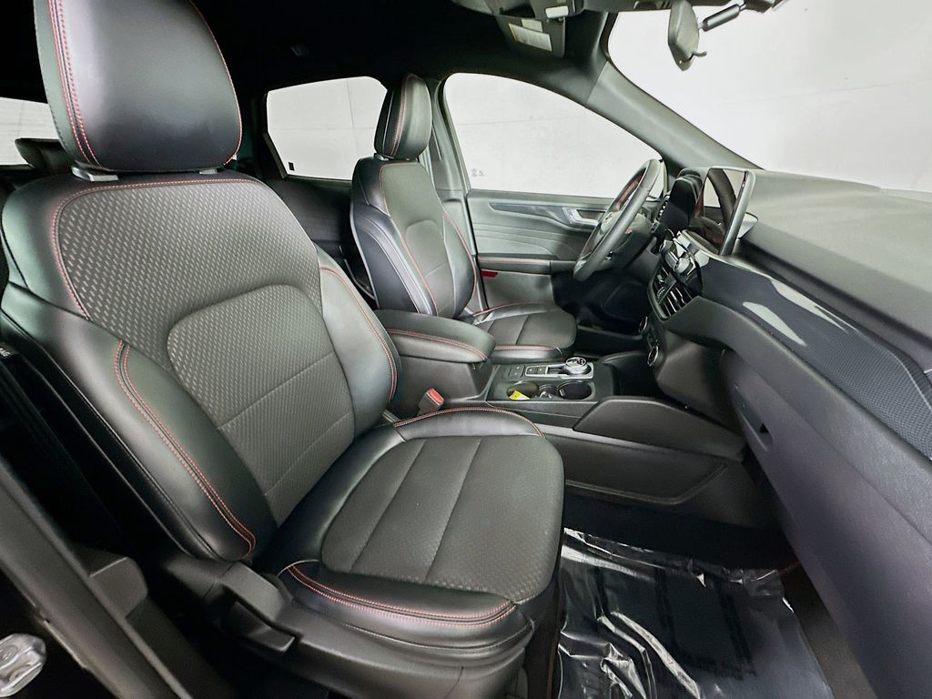 Thumbnail: 2023 Ford Escape - 12