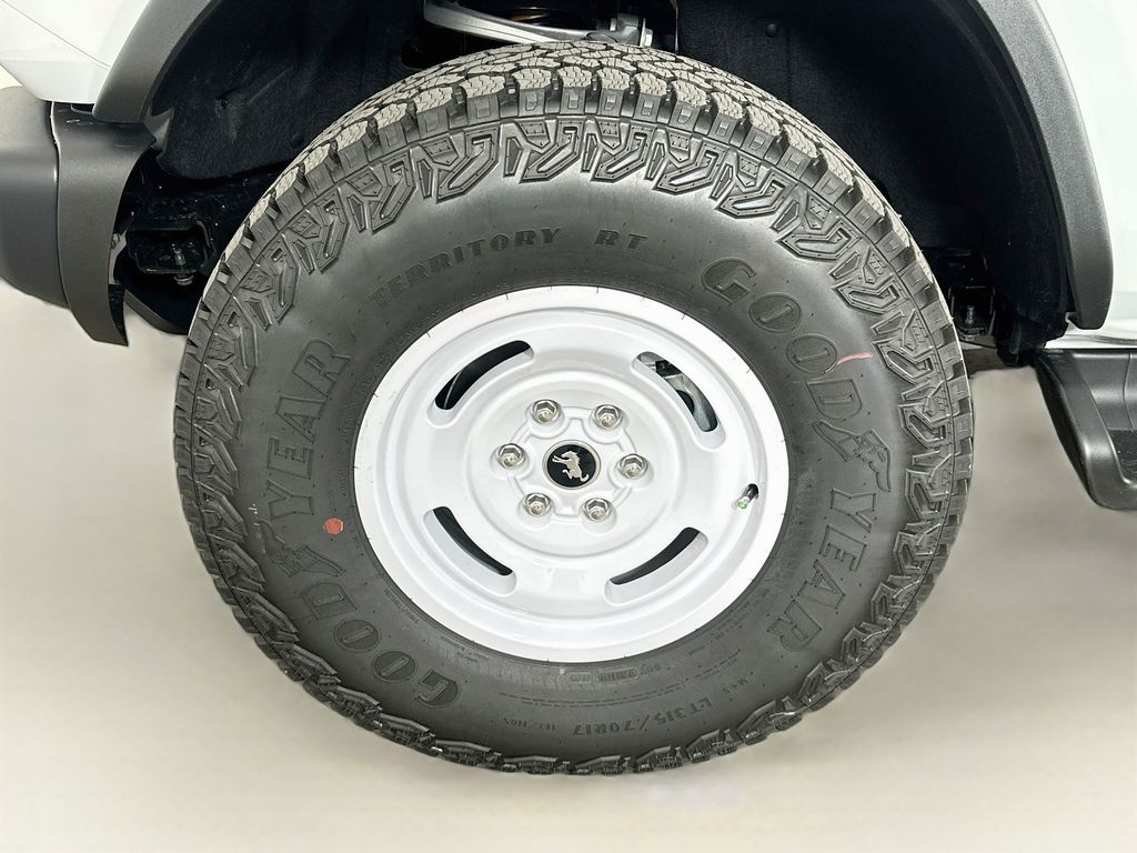 Thumbnail: 2026 Ford Bronco - 7